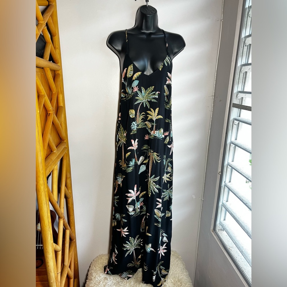 New!  Old Navy Palm Tree Dress